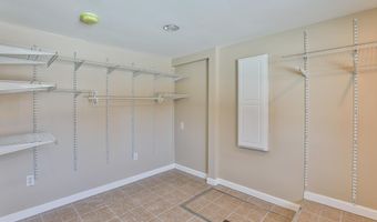 9 Sunset Ln, Bedford, NH 03110