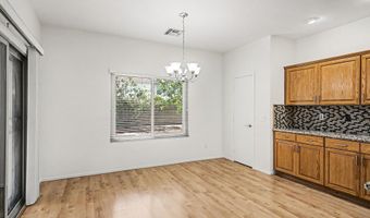 2073 E HAWKEN Way, Chandler, AZ 85286