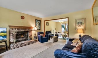 25 Fifth Ave, Amherst, NY 14221