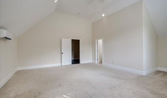 1034 N Pointe Dr, Lincolnton, GA 30817