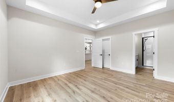 109 Darvee Rd, Blacksburg, SC 29702
