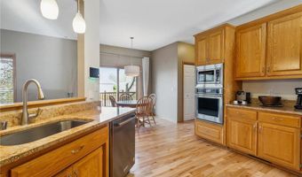 13896 Fallbrook Ct, Apple Valley, MN 55124