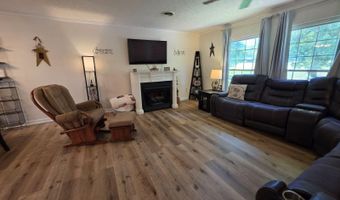 19 Park Lane Dr, Athens, OH 45701