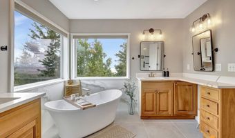 16268 Noble Point Dr, Anchorage, AK 99516