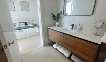 3029 NE 188th St 822, Aventura, FL 33180