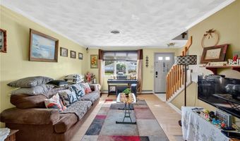 24 Iris Ln, North Providence, RI 02911