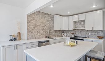 812 MARYLAND Ct, Cheyenne, WY 82009