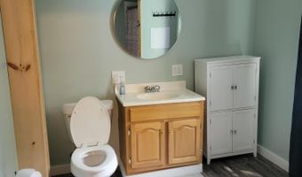 60 Summit St, Baileyville, ME 04694