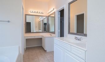 302 Howard Way Dr, Aledo, TX 76008
