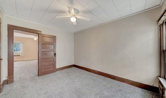 823 N 11th St, Beatrice, NE 68310