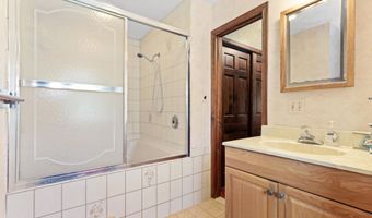 141 Embill Dr, Blakeslee, PA 18610