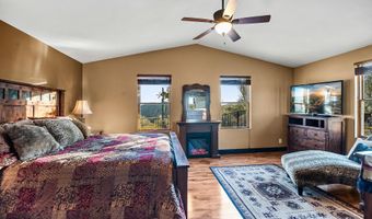 35369 S Pinnacle Pl, Black Canyon City, AZ 85324