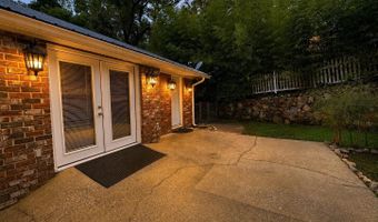 1 LAUREL SPRINGS Rd, Anniston, AL 36207