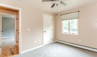 422 Buxton St, North Smithfield, RI 02896