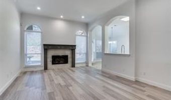 3867 Ridgelake Ct, Addison, TX 75001