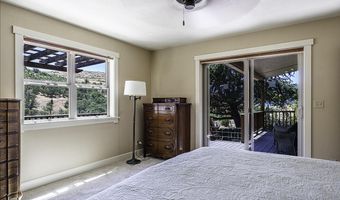 2815 Dead Indian Memorial Rd, Ashland, OR 97520