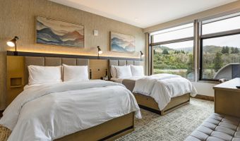 126 Riverfront Ln 204, Avon, CO 81620