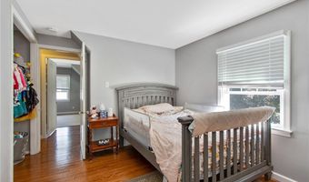 191 Lehn Springs Dr, Amherst, NY 14221