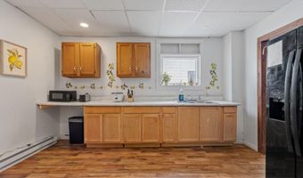 346 Locust Ave, Amsterdam, NY 12010