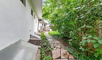 1980 Hillside Dr, Columbus, OH 43221