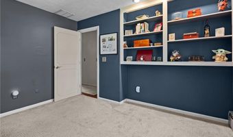 1340 Waterford Dr, East Greenwich, RI 02818