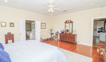106 Glenside Dr, Brandon, MS 39042