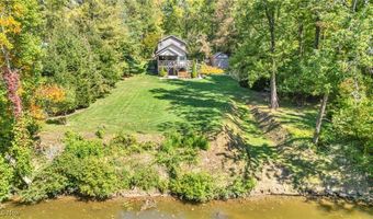 3596 Glenwood Dr, Austinburg, OH 44010