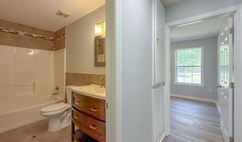 214 Riverchase Dr, Bainbridge, GA 39819