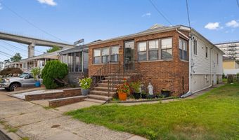 183 W 1ST St, Bayonne, NJ 07002