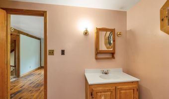 436 Avery Hill Rd, Alton, NH 03810