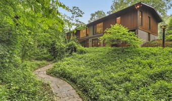 6921 AYR Ln, Bethesda, MD 20817