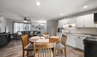 302 N Pratt St, Anamosa, IA 52220