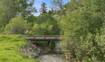 761 Sunny Bear Rd, Bozeman, MT 59715