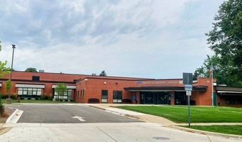 826 S Roosevelt Ave, Arlington Heights, IL 60005