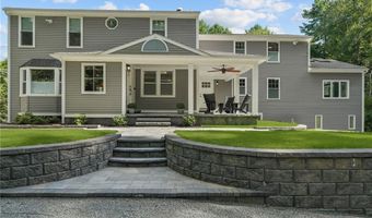 37 Dye Hill Rd, Hopkinton, RI 02832