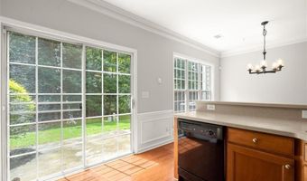 121 Finsbury Ln, Woodstock, GA 30188