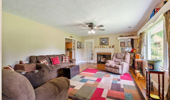 621 Bethesda Ave, Aberdeen, NC 28315