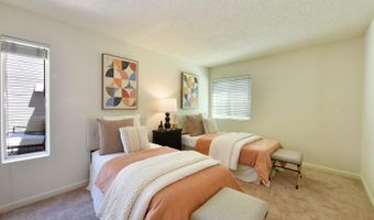 2737 Lakeview Dr, Santa Rosa, CA 95405