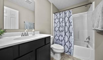 43 Burroughs Dr, Ashville, OH 43103