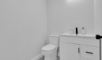 11 Orchid Ln, Barnegat, NJ 08005