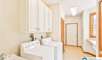 1859 Sherwood Cir, Allentown, PA 18103