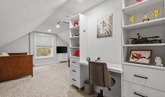 18 Rodman Rd, Ashland, MA 01721