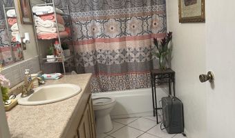 202 204 Peachtree St, Carlsbad, NM 88220