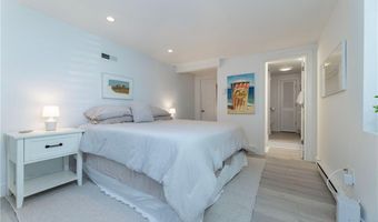 21 Overlook Ave, Charlestown, RI 02813