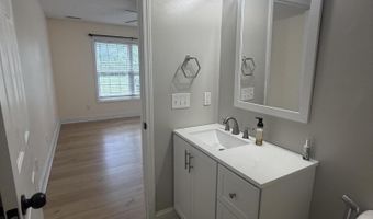 817 Church St, Camden, SC 29020