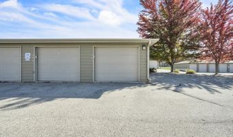 445 240th Avenue 401, Arnolds Park, IA 51331