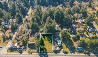 1168 2ND St, Bandon, OR 97411