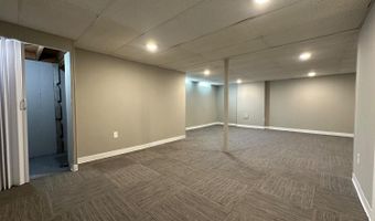 4382 Valence Dr, Delhi, OH 45238