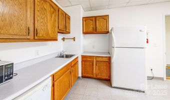 124 College St, Asheville, NC 28801