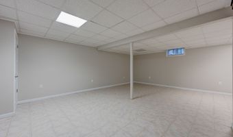 143 Juniper Dr, Avon, CT 06001